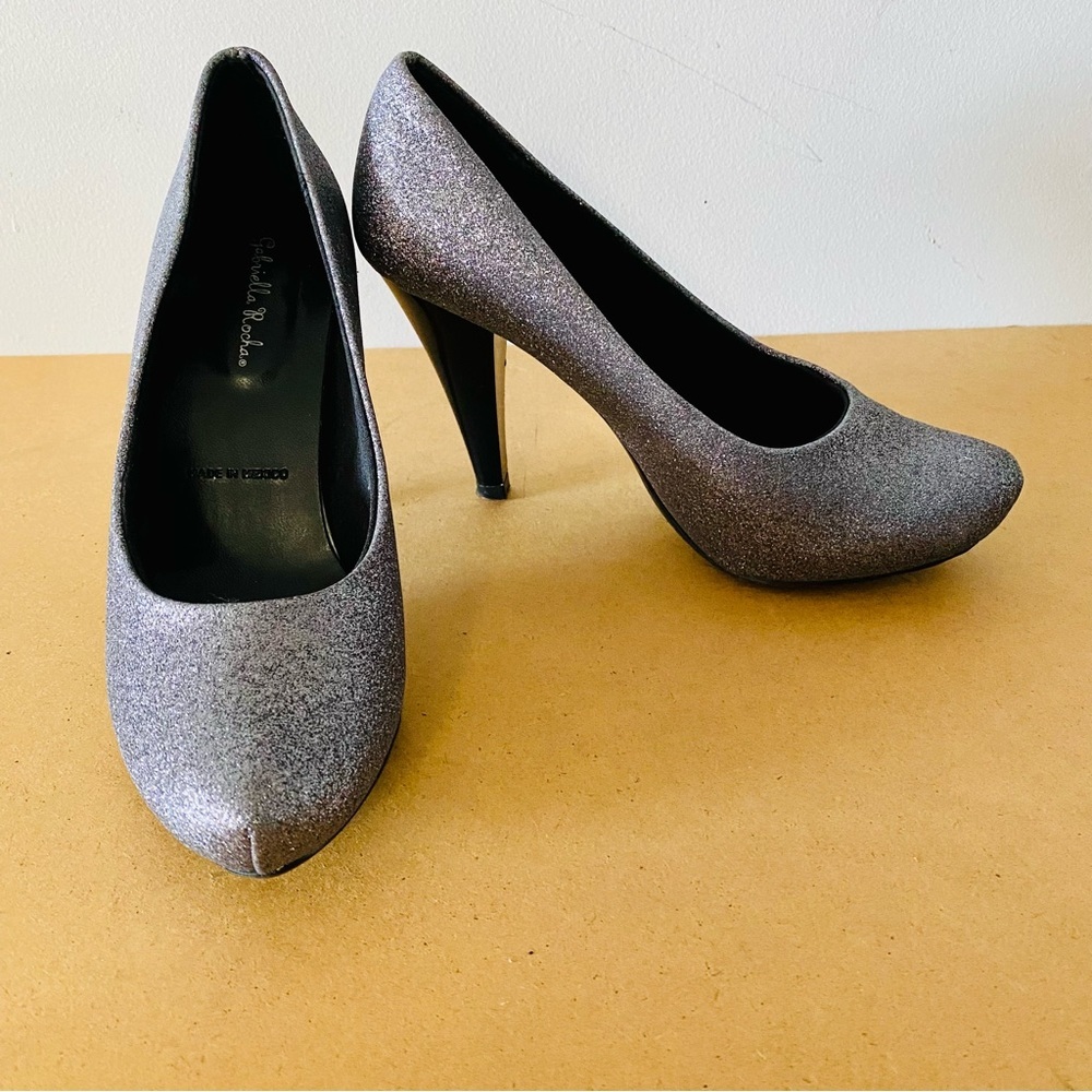 Gabriella Rocha Glittery Heels pumps size 6 VGUC Msrp $60 worn once